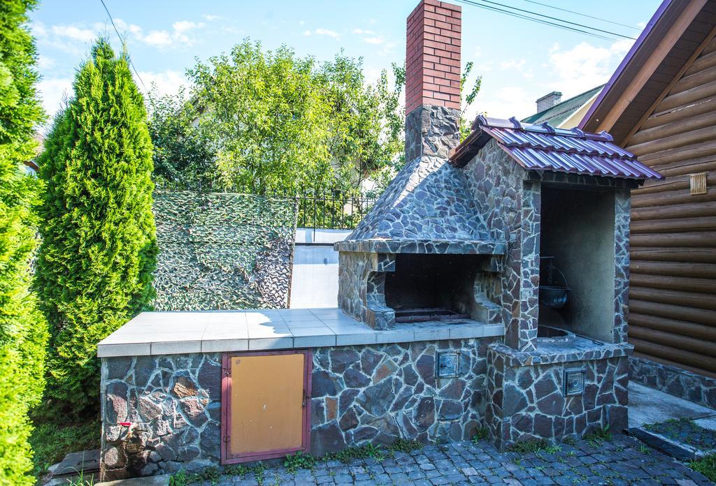 Gostynnyi Dim Zatyshok Villa ดีดา ภายนอก รูปภาพ